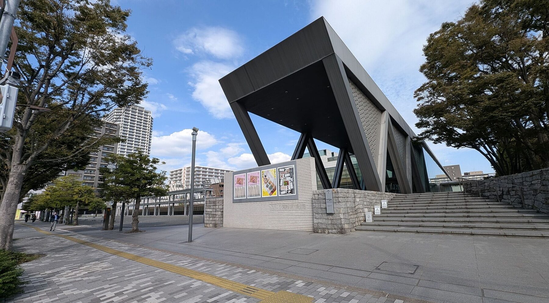 東京都現代美術館