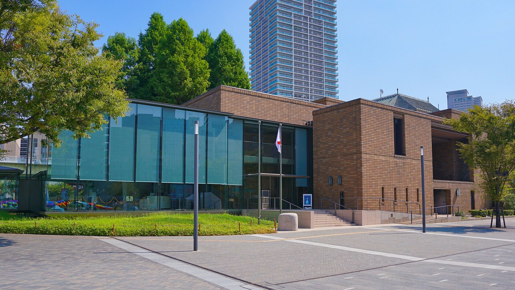 大阪市立東洋陶磁美術館 掬茶 - 投稿者自身による著作物, CC 表示-継承 4.0, https://commons.wikimedia.org/w/index.php?curid=175107139による
