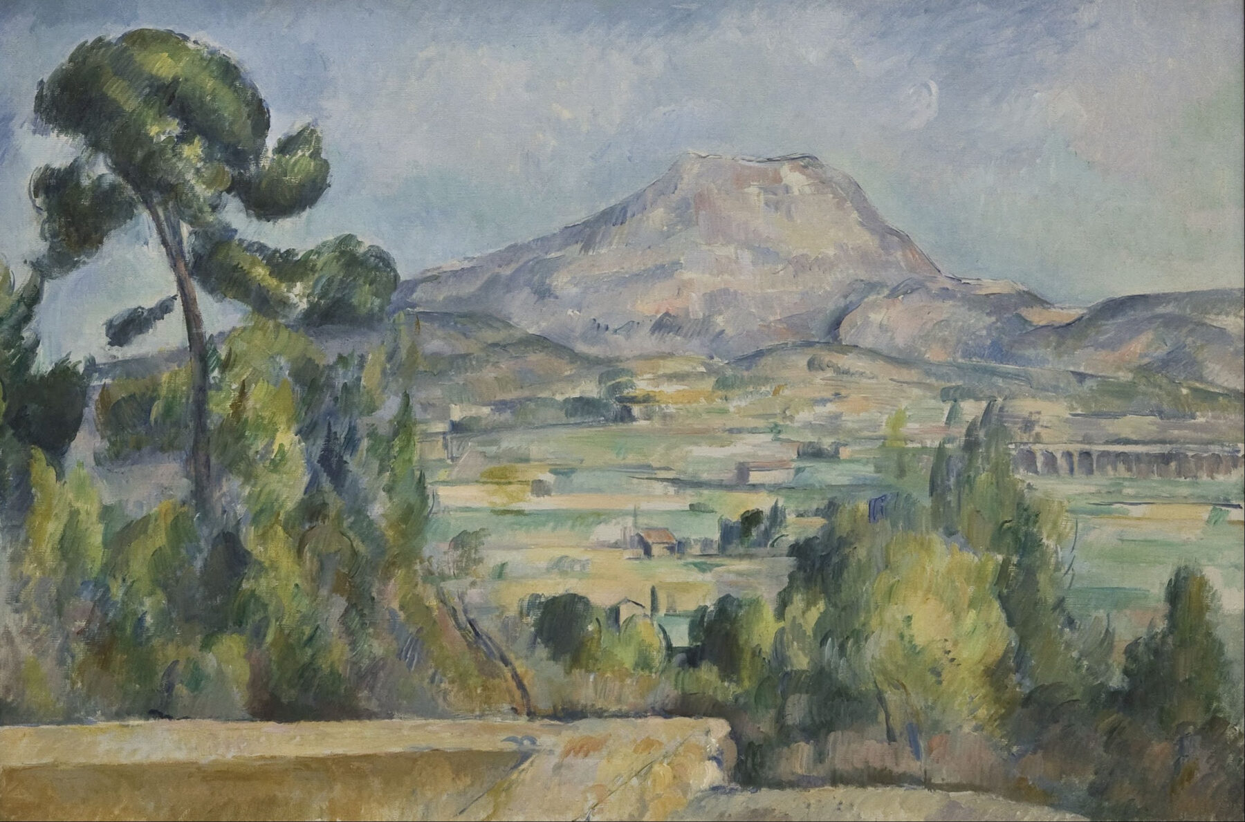 『サント＝ヴィクトワール山』 ポール・セザンヌ 1890年 油彩・キャンバス 65×92cm オルセー美術館所蔵（パリ）