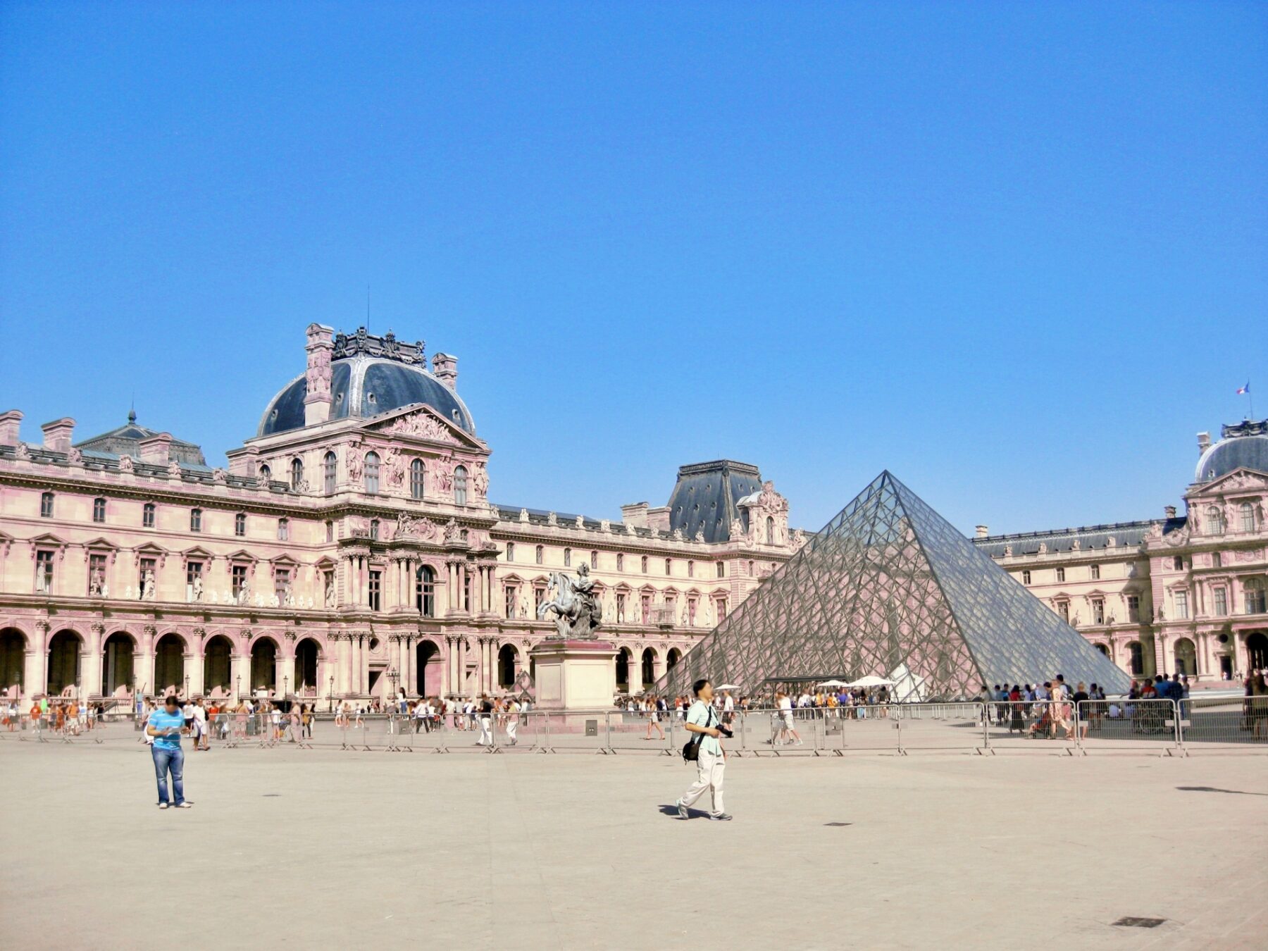 ルーブル美術館